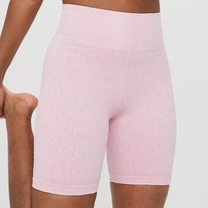 aerie light pink offline seamless floral 7" bike short size small
